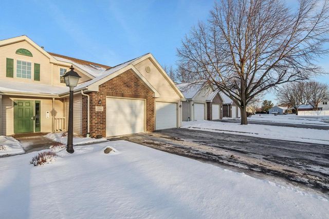 279 Kearney Way, Waunakee, WI 53597