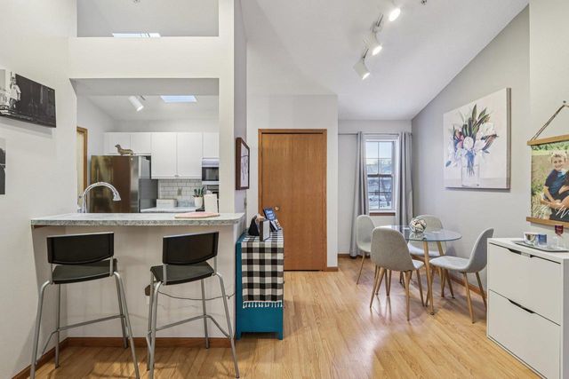 279 Kearney Way, Waunakee, WI 53597