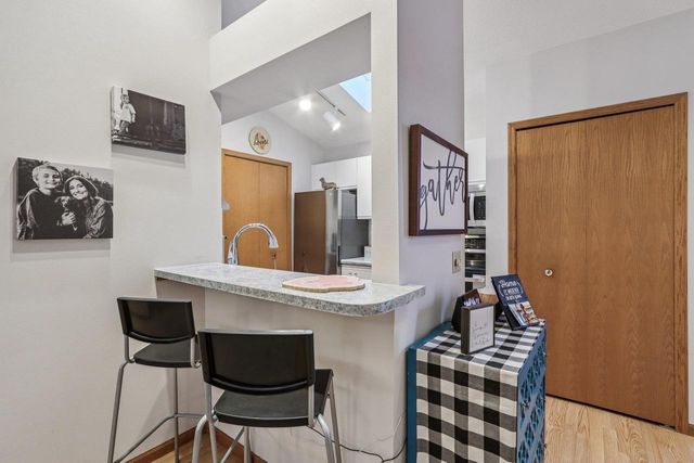 279 Kearney Way, Waunakee, WI 53597