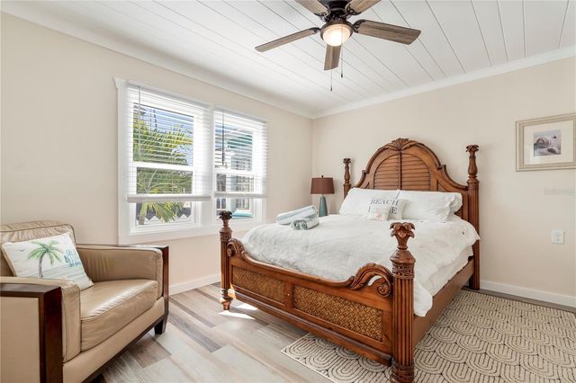 105 21ST AVENUE, St Pete Beach, FL 33706