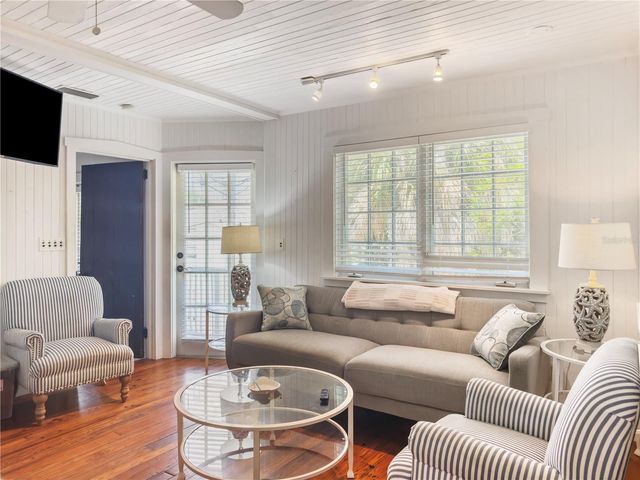 105 21ST AVENUE, St Pete Beach, FL 33706