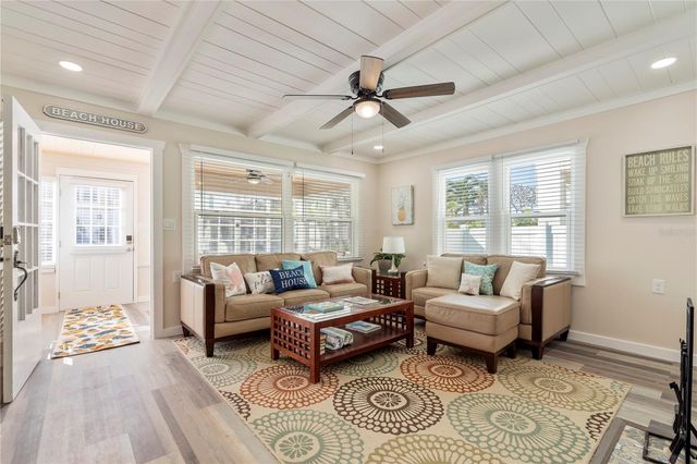 105 21ST AVENUE, St Pete Beach, FL 33706