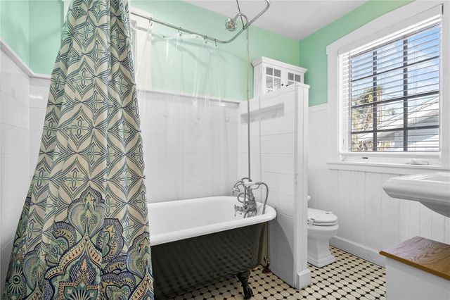 105 21ST AVENUE, St Pete Beach, FL 33706