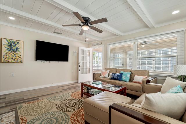 105 21ST AVENUE, St Pete Beach, FL 33706