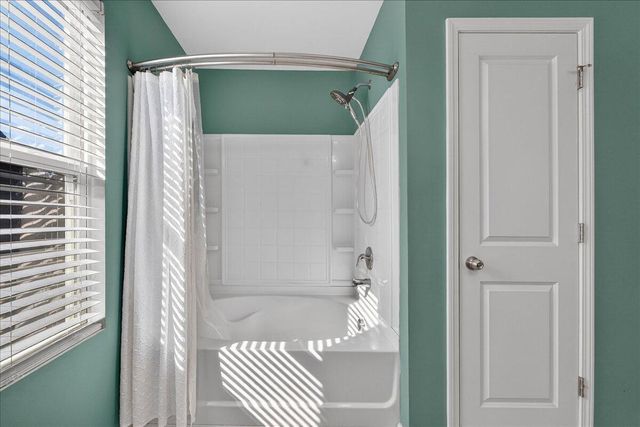 210 Wood Thrush Way, Summerville, SC 29486