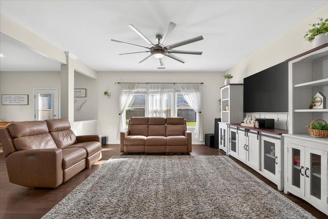 210 Wood Thrush Way, Summerville, SC 29486