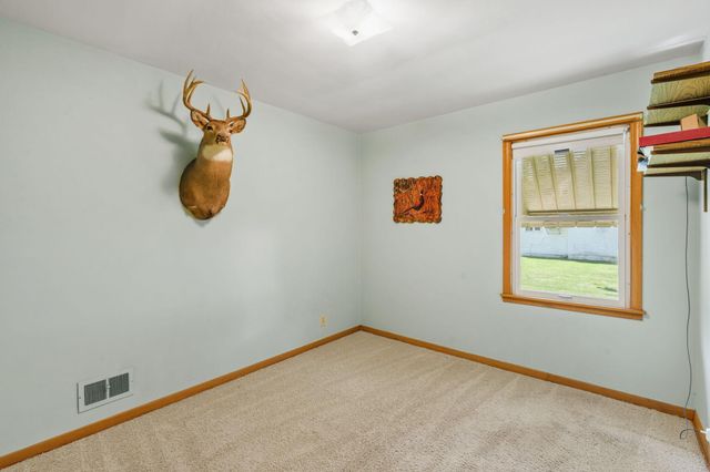 845 Spencer Street S, Shakopee, MN 55379