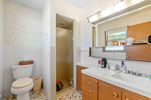 845 Spencer Street S, Shakopee, MN 55379