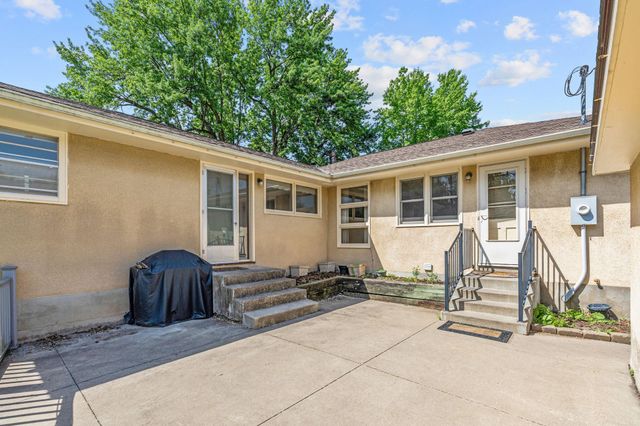 845 Spencer Street S, Shakopee, MN 55379