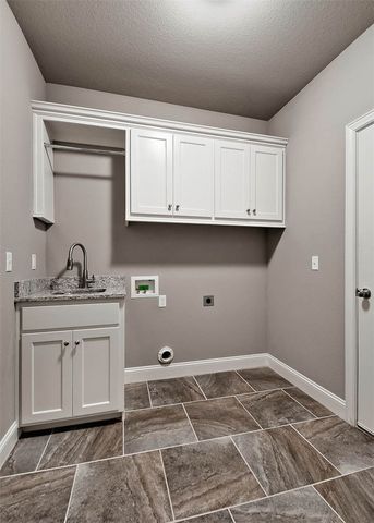 703 SE Fullerton Street, Bentonville, AR 72712