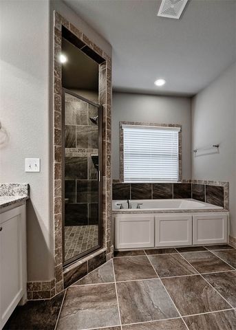 703 SE Fullerton Street, Bentonville, AR 72712