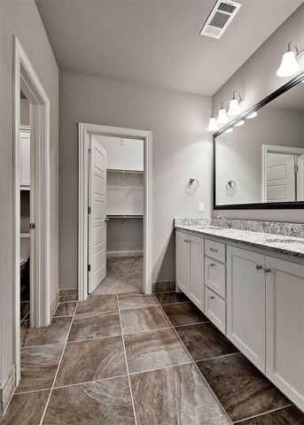 703 SE Fullerton Street, Bentonville, AR 72712