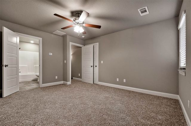 703 SE Fullerton Street, Bentonville, AR 72712