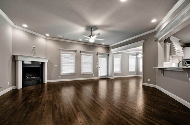 703 SE Fullerton Street, Bentonville, AR 72712