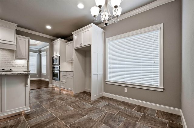 703 SE Fullerton Street, Bentonville, AR 72712