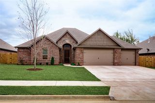 703 SE Fullerton Street, Bentonville, AR 72712