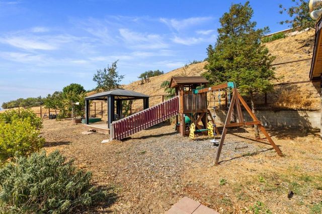 14990 Garcal Drive, San Jose, CA 95127