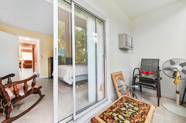 270 Norwich L, West Palm Beach, FL 33417