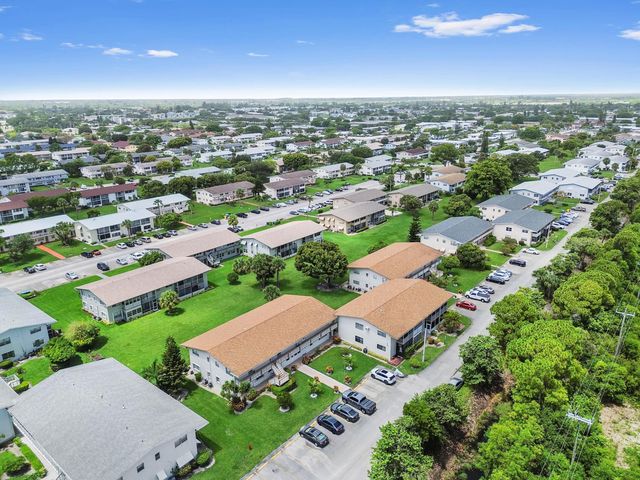 270 Norwich L, West Palm Beach, FL 33417