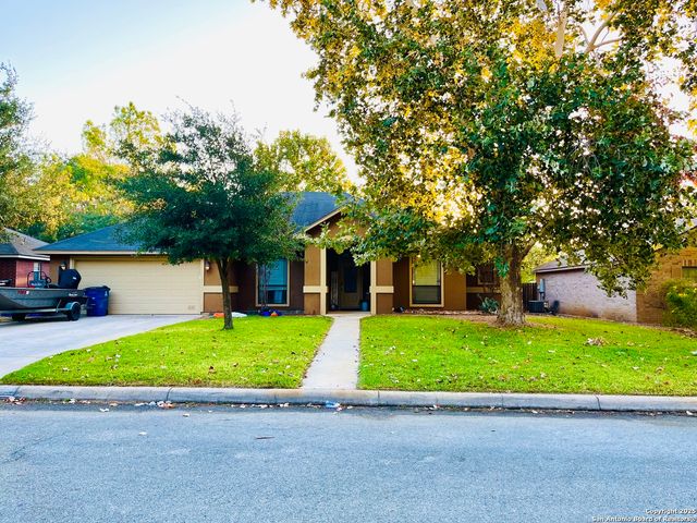 228 Bunker Hill, Pleasanton, TX 78064