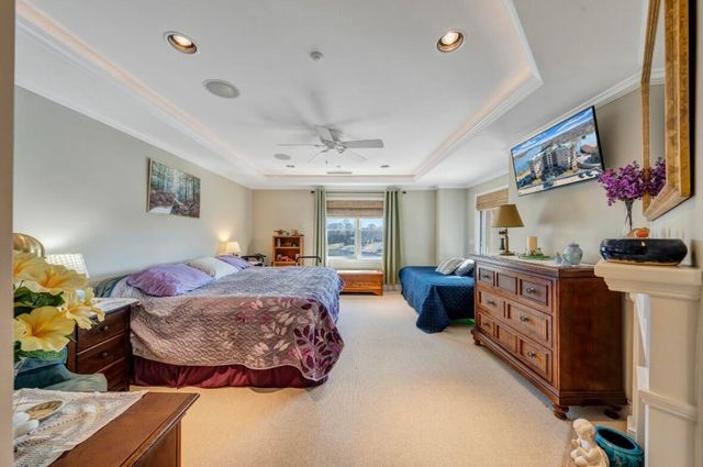 100 Bridgewater Pointe Pl Unit 403, Moneta, VA 24121