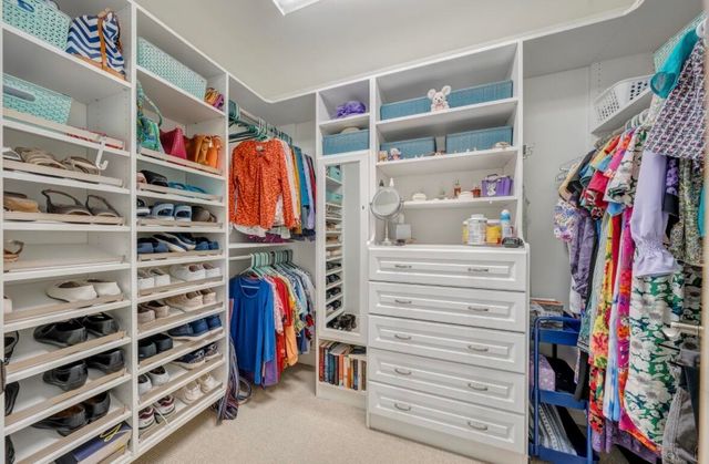 100 Bridgewater Pointe Pl Unit 403, Moneta, VA 24121