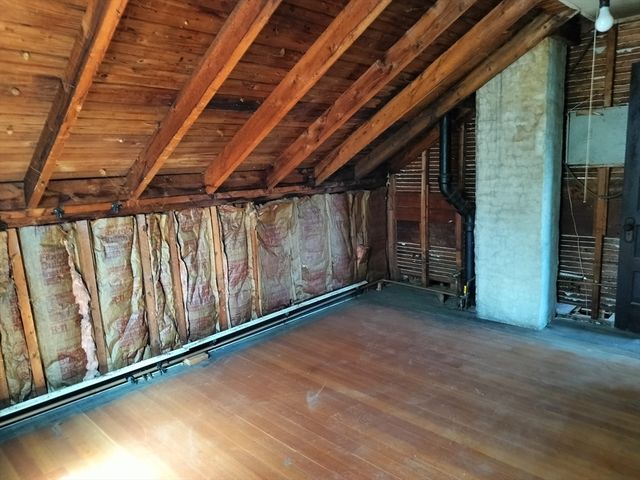 1 Indian Neck Rd, Wareham, MA 02571