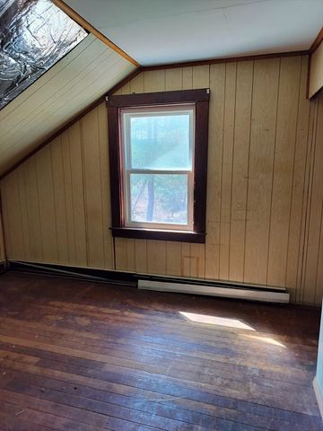 1 Indian Neck Rd, Wareham, MA 02571