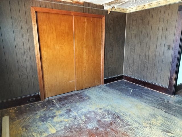 1 Indian Neck Rd, Wareham, MA 02571