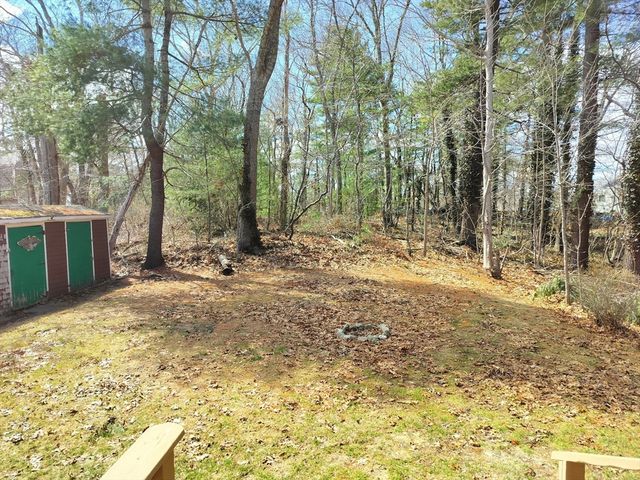 1 Indian Neck Rd, Wareham, MA 02571