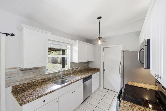 225 SW Crescent Avenue, Port St. Lucie, Port St Lucie, FL 34984