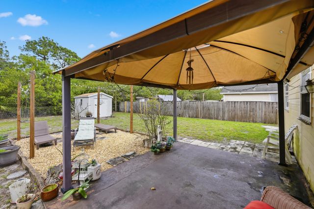 225 SW Crescent Avenue, Port St. Lucie, Port St Lucie, FL 34984