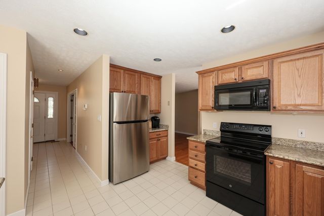 26 Preserve Drive, Nashua, NH 03064