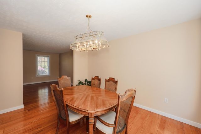 26 Preserve Drive, Nashua, NH 03064