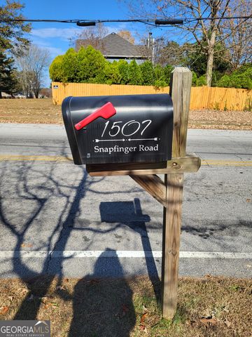 1507 Snapfinger Road, Decatur, GA 30032