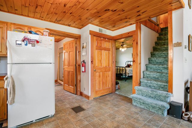 832 West Hill Road, St. Johnsbury, VT 05819