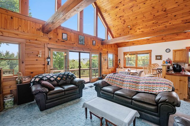 832 West Hill Road, St. Johnsbury, VT 05819