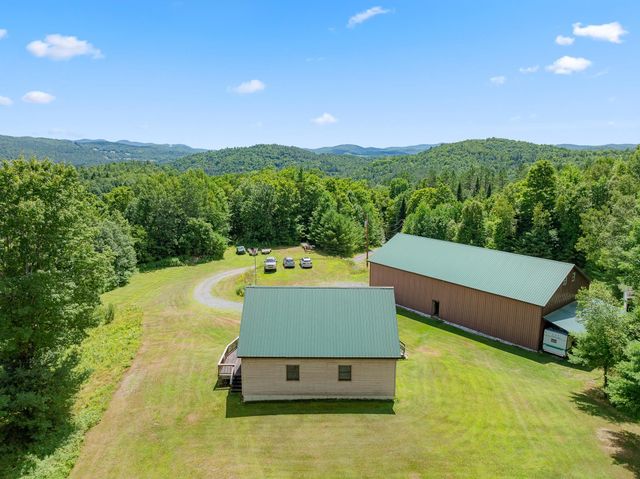 832 West Hill Road, St. Johnsbury, VT 05819