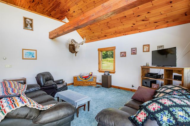 832 West Hill Road, St. Johnsbury, VT 05819