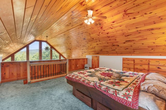 832 West Hill Road, St. Johnsbury, VT 05819