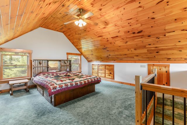 832 West Hill Road, St. Johnsbury, VT 05819