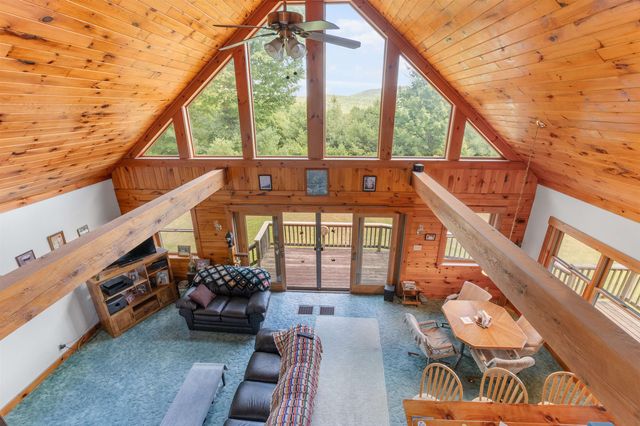832 West Hill Road, St. Johnsbury, VT 05819