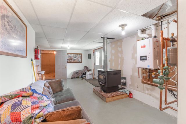 832 West Hill Road, St. Johnsbury, VT 05819