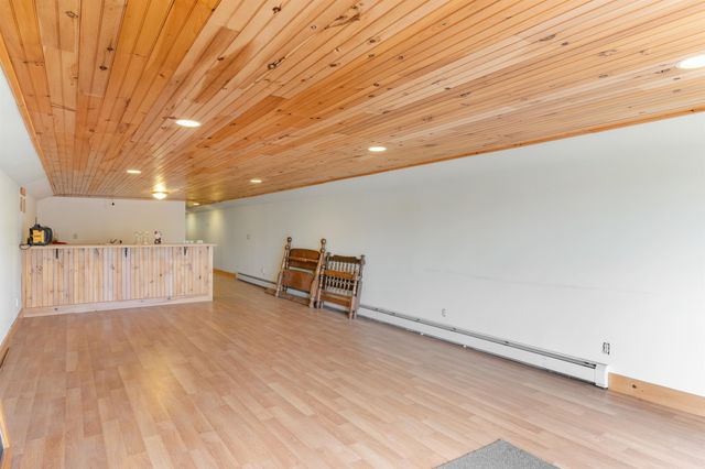832 West Hill Road, St. Johnsbury, VT 05819
