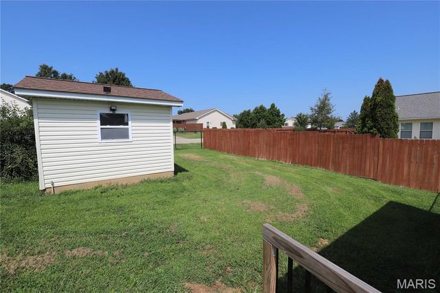 70 Swan Lane, Farmington, MO 63640