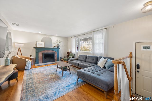 28 Fallon Drive, North Haven, CT 06473