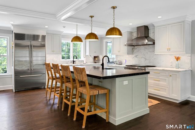 174 Leroy Avenue, Darien, CT 06820