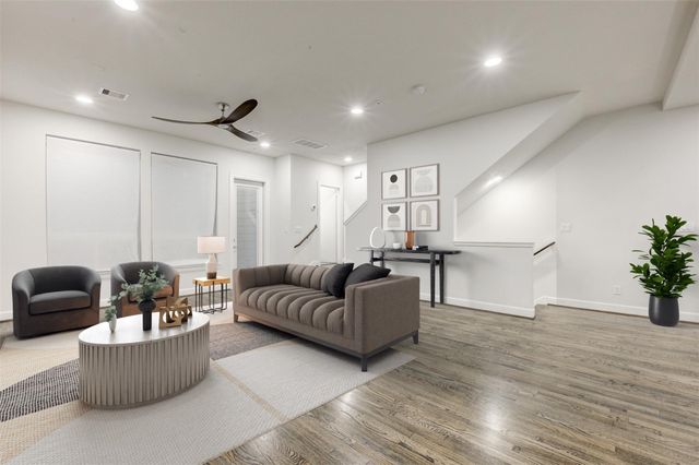 339 Eado Park Circle, Houston, TX 77020