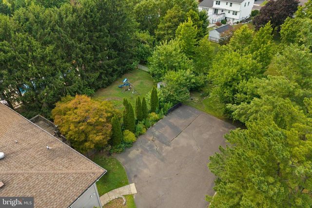 2640 KUSER RD, Trenton, NJ 08691