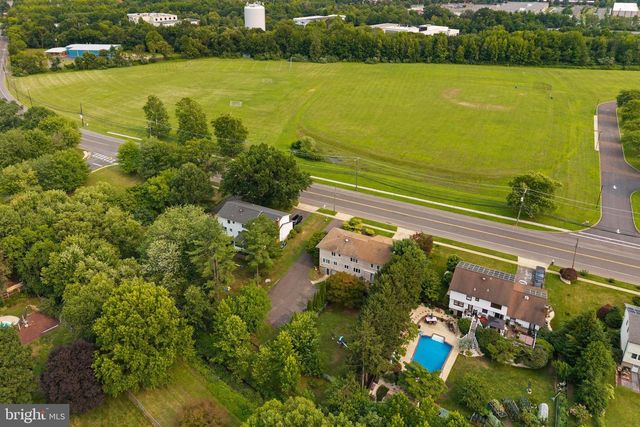 2640 KUSER RD, Trenton, NJ 08691